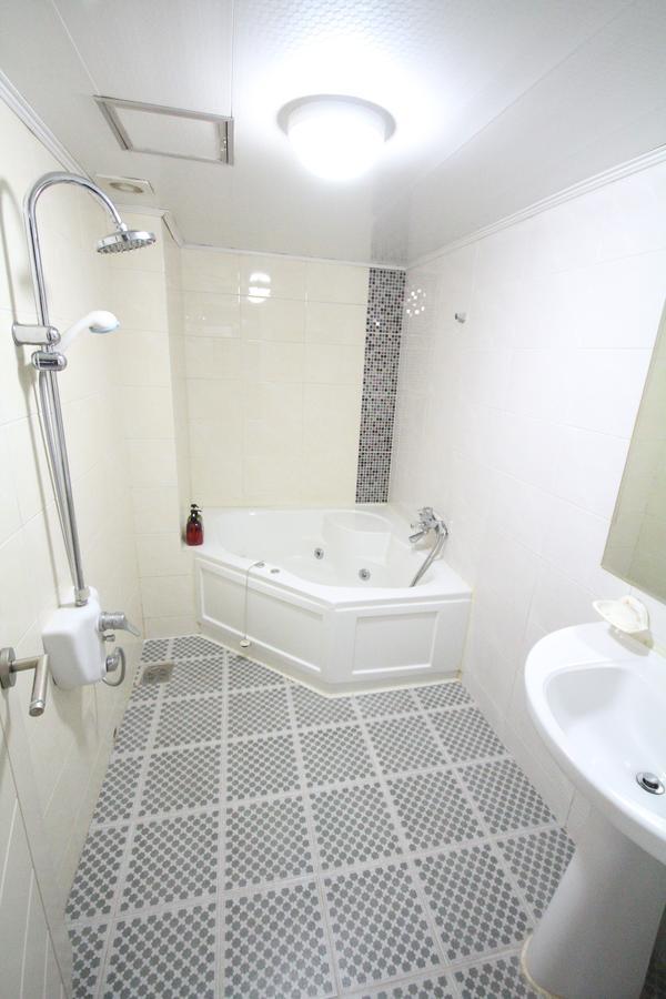 Alibaba Motel ปูซาน ภายนอก รูปภาพ