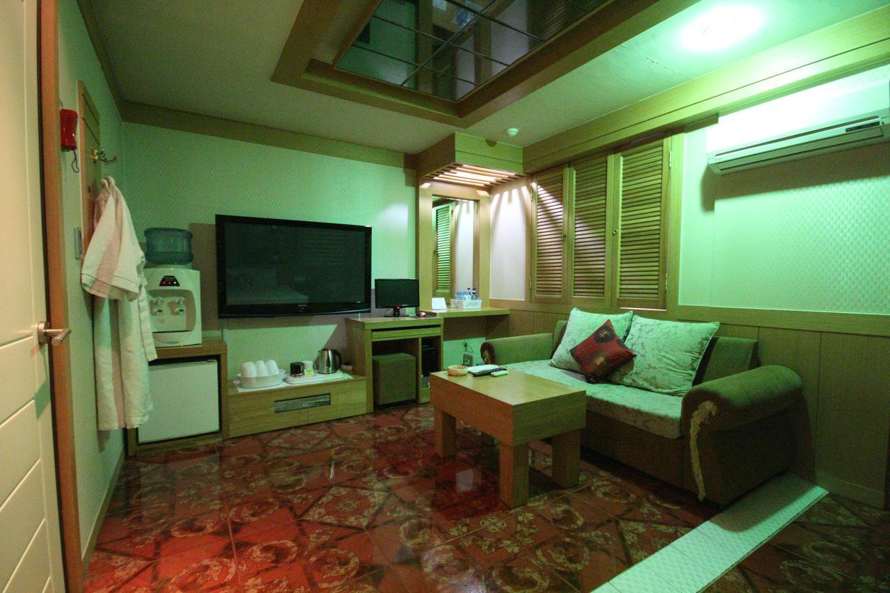 Alibaba Motel ปูซาน ภายนอก รูปภาพ
